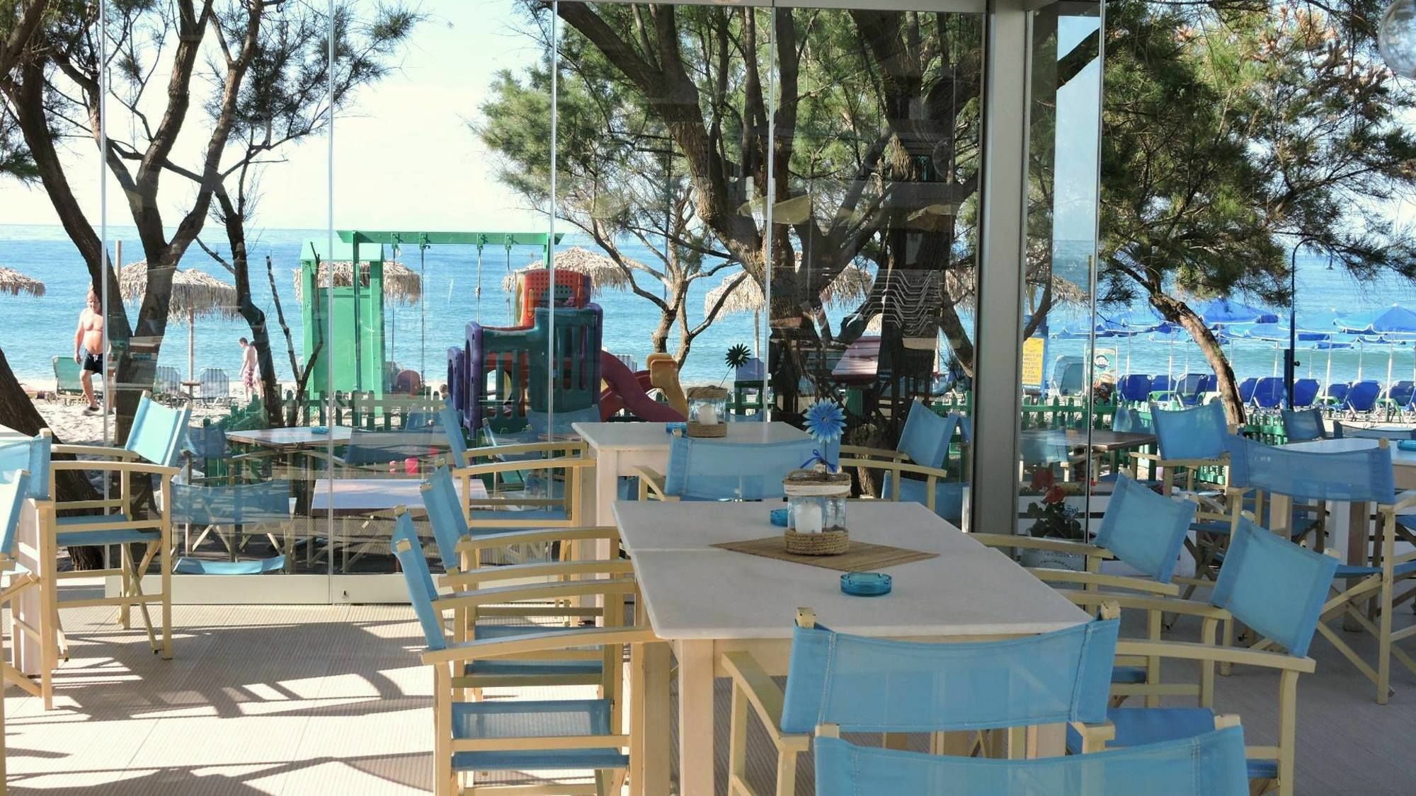 阿尔基奥尼德斯海滨酒店 Platanés 外观 照片